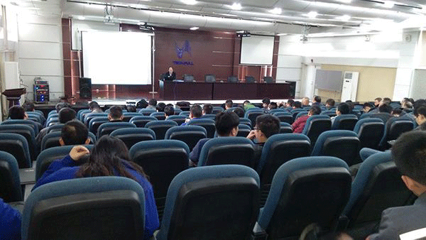 2012年泰富西瑪電機(jī)配套設(shè)計(jì)與技術(shù)交流會(huì)。