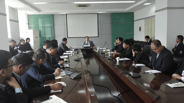 西瑪電機(jī)凝聚力量，統(tǒng)一思想，堅(jiān)定信念，振奮精神。