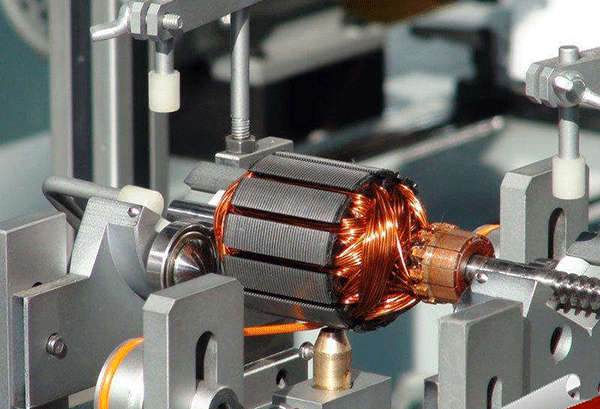 西安西瑪電機轉(zhuǎn)子動平衡試驗。