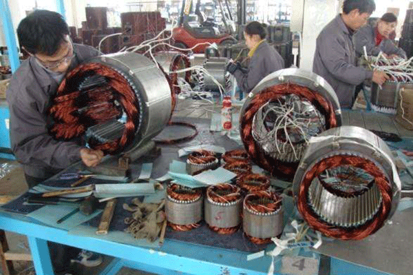 西安泰富西瑪電機(jī)技術(shù)人員與您分享電機(jī)大修后的影響。