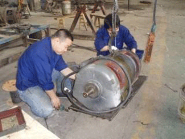 西瑪電機給專業(yè)電機修理工人一些小建議。