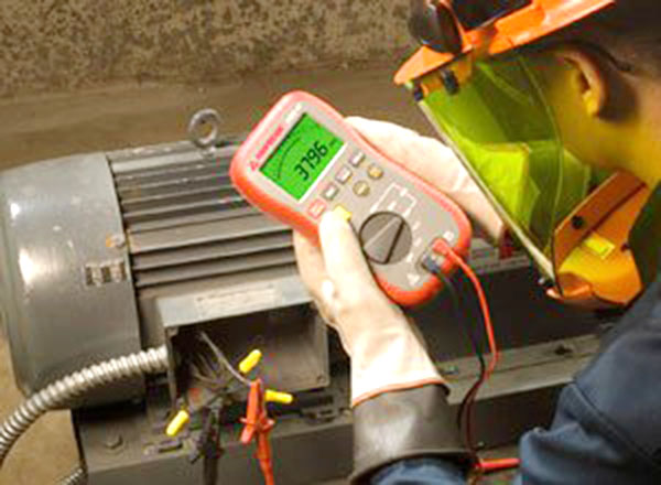 頻率為60Hz的電機(jī)能否連接到50HZ電源？